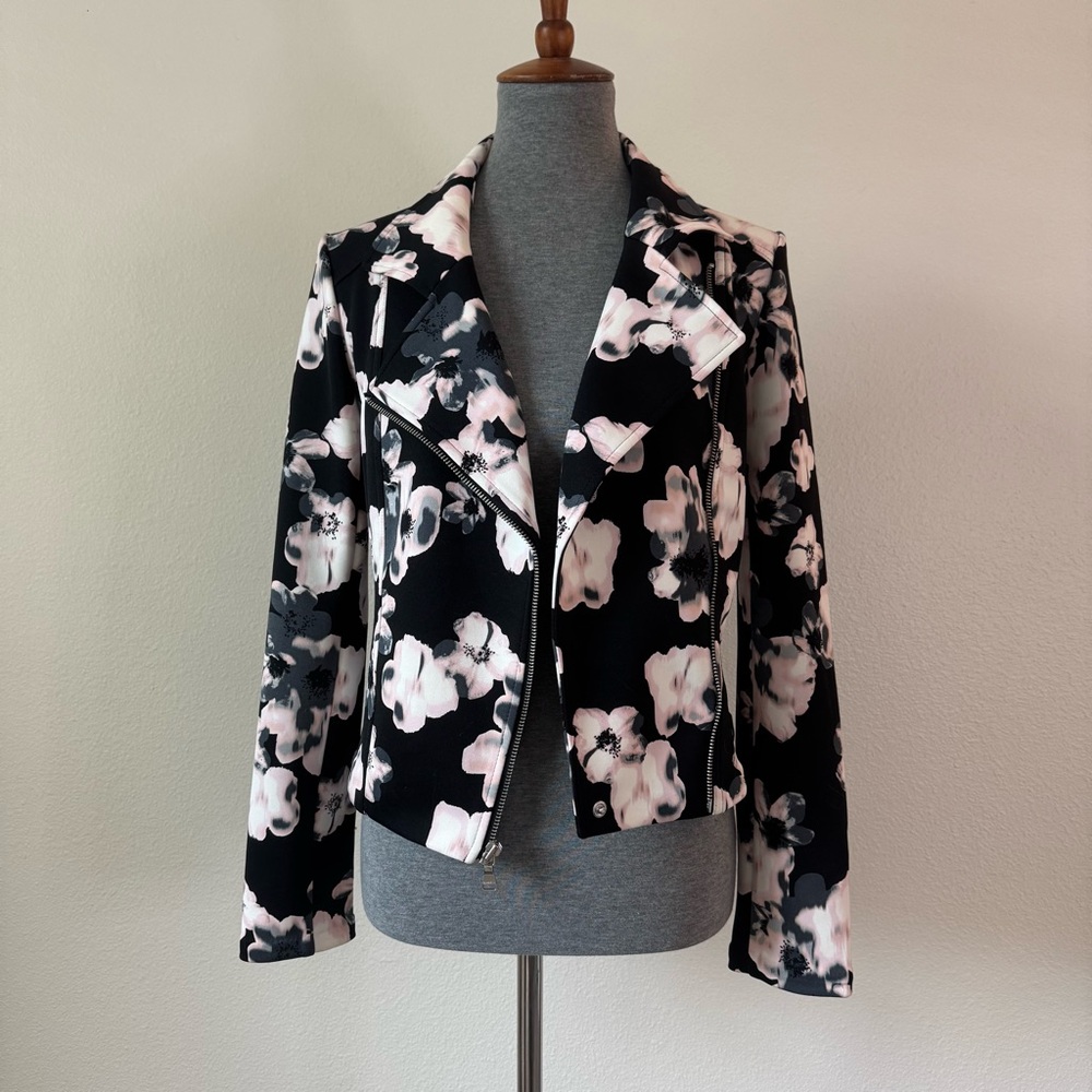 Express Black and White Floral Blazer
